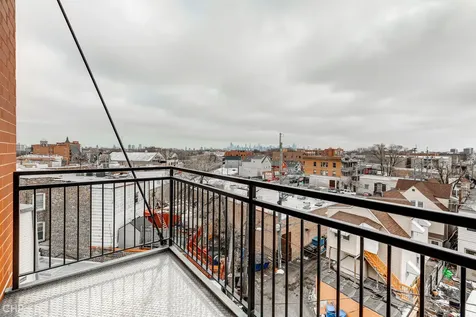 2823 West Belmont Avenue Chicago IL 60618