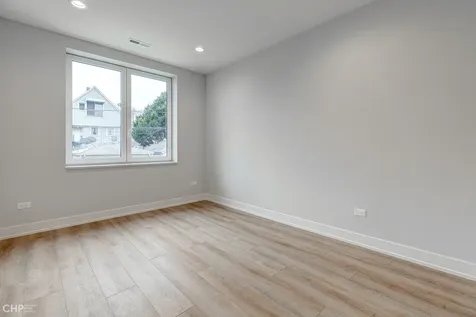 2823 West Belmont Avenue Chicago IL 60618