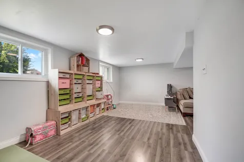 9401 South 80th Court Hickory Hills IL 60457