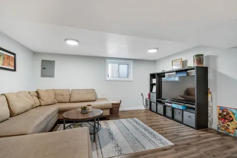 9401 South 80th Court Hickory Hills IL 60457