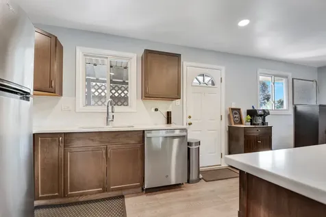 9401 South 80th Court Hickory Hills IL 60457