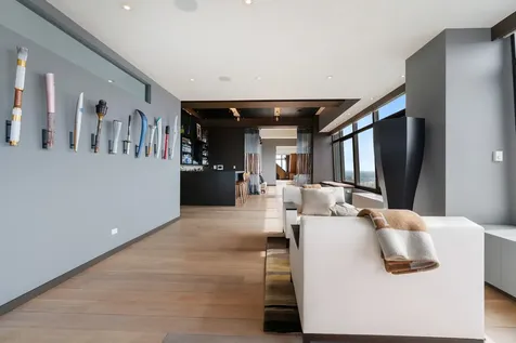 175 East Delaware Place Chicago IL 60611