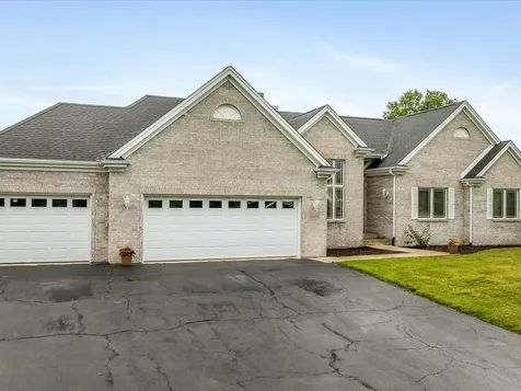 12470 Arrowwood Lane Belvidere IL 61008