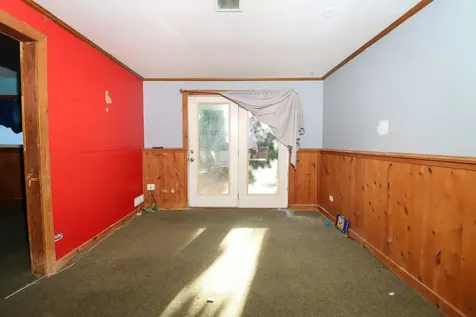 44 Oak Knoll Drive Lake Villa IL 60046