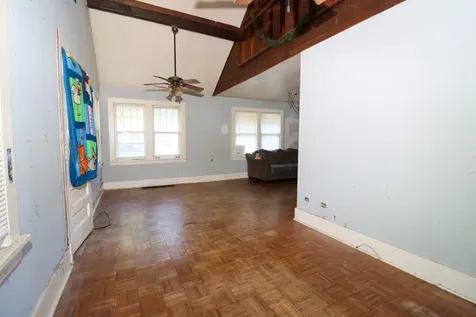 44 Oak Knoll Drive Lake Villa IL 60046