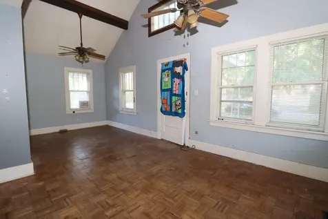 44 Oak Knoll Drive Lake Villa IL 60046