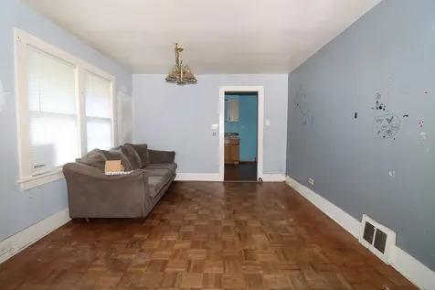 44 Oak Knoll Drive Lake Villa IL 60046
