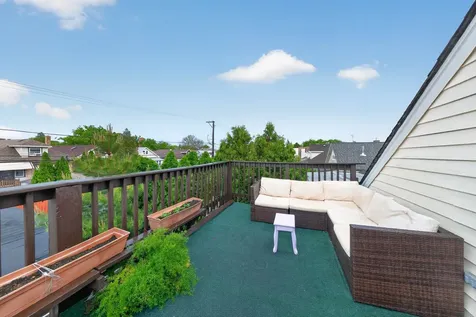 5438 West Melrose Street Chicago IL 60641