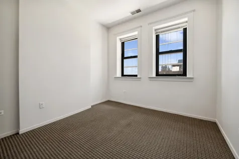 30 East Roosevelt Road Chicago IL 60605