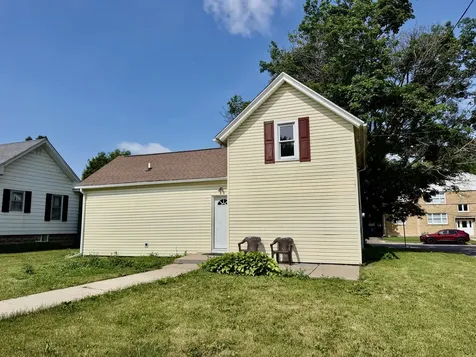 1112 6TH Avenue Sterling IL 61081