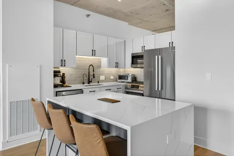 720 North Larrabee Street Chicago IL 60654