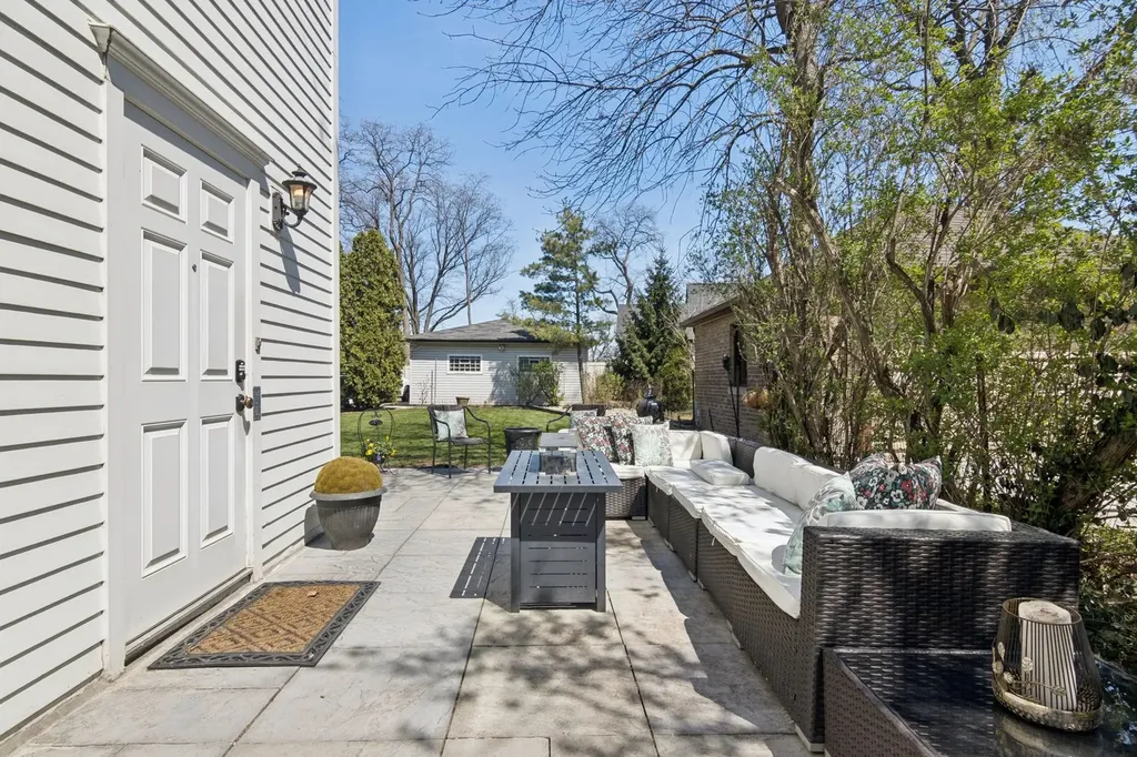 501 North Northwest Highway Park Ridge IL 60068