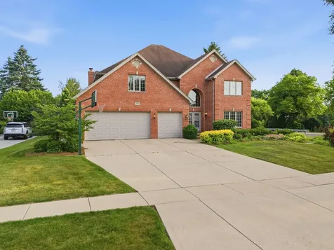 2501 Muirfield Court St. Charles IL 60174