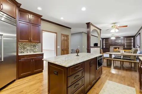 2501 Muirfield Court St. Charles IL 60174