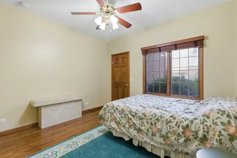 2501 Muirfield Court St. Charles IL 60174