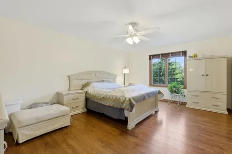2501 Muirfield Court St. Charles IL 60174