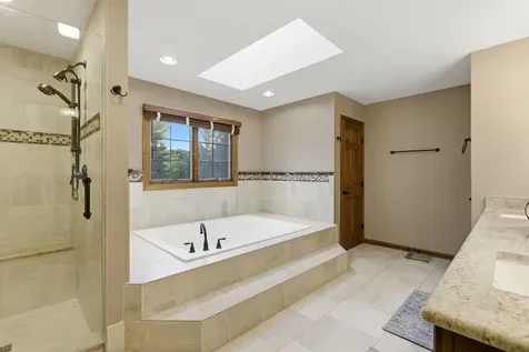 2501 Muirfield Court St. Charles IL 60174