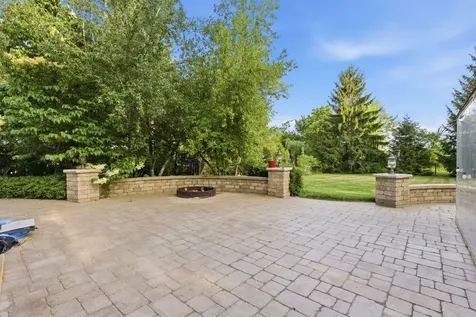 2501 Muirfield Court St. Charles IL 60174