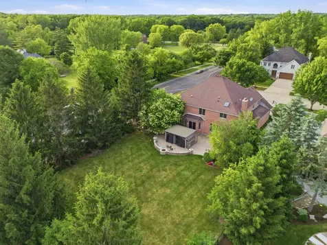 2501 Muirfield Court St. Charles IL 60174