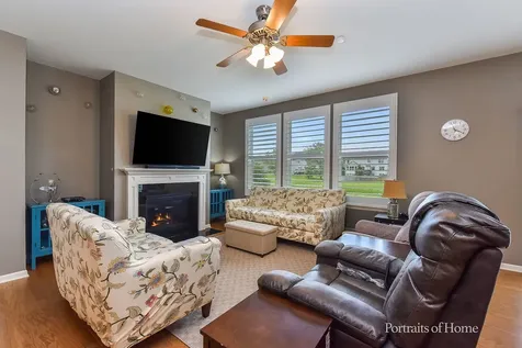 832 Colchester Drive Oswego IL 60543