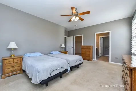 832 Colchester Drive Oswego IL 60543