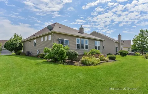 832 Colchester Drive Oswego IL 60543