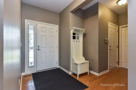 832 Colchester Drive Oswego IL 60543