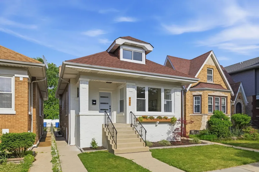 4431 North Marmora Avenue Chicago IL 60630