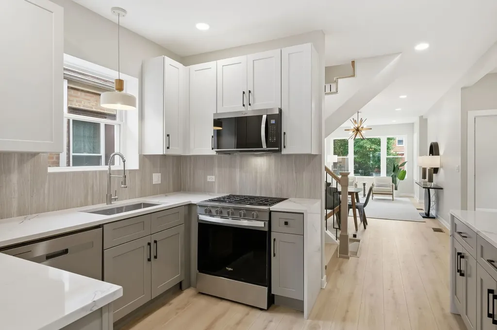 4431 North Marmora Avenue Chicago IL 60630