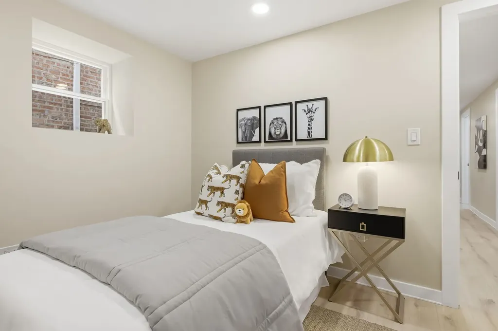 4431 North Marmora Avenue Chicago IL 60630