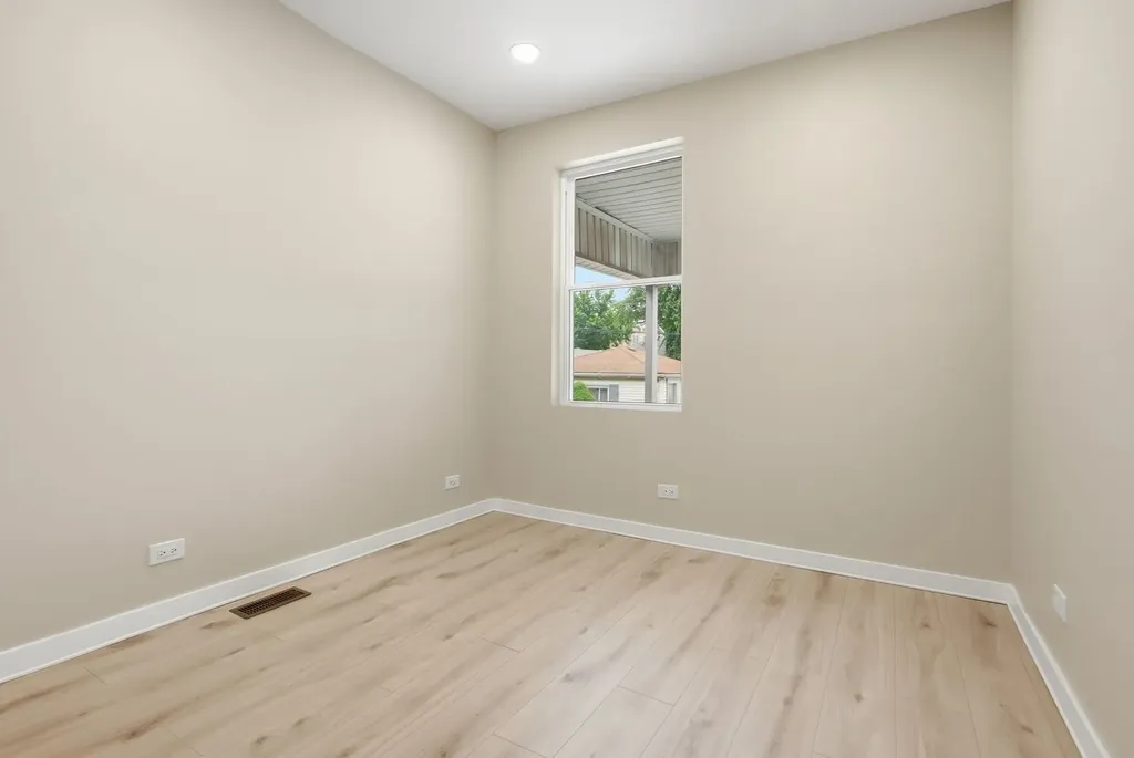 4431 North Marmora Avenue Chicago IL 60630