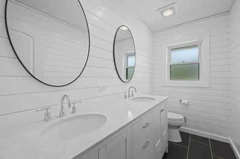4 Garden Court Prospect Heights IL 60070