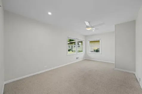 4 Garden Court Prospect Heights IL 60070