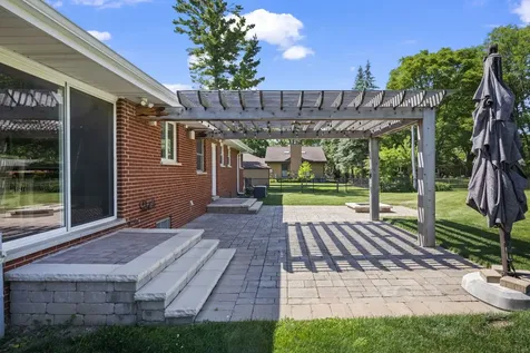 4 Garden Court Prospect Heights IL 60070