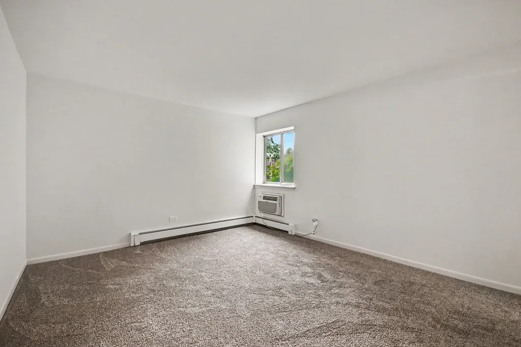 1311 South Finley Road Lombard IL 60148