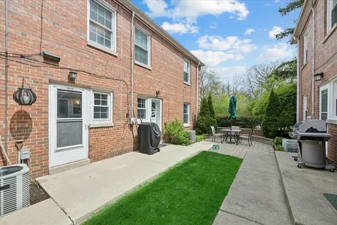 310 Jackson Avenue Glencoe IL 60022