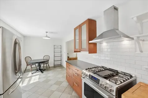 310 Jackson Avenue Glencoe IL 60022