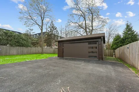830 Deerfield Road Highland Park IL 60035