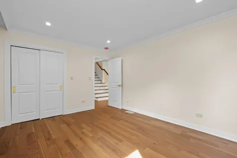 830 Deerfield Road Highland Park IL 60035