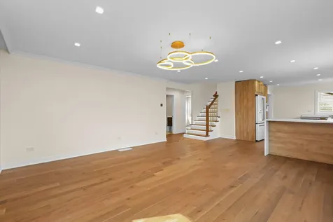 830 Deerfield Road Highland Park IL 60035