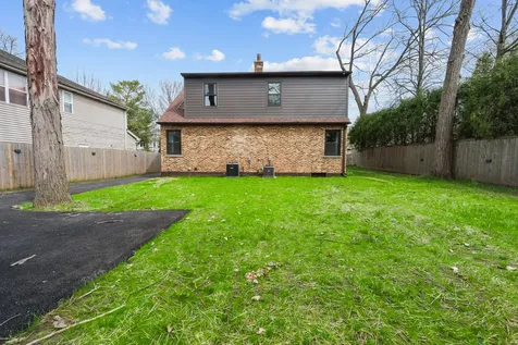 830 Deerfield Road Highland Park IL 60035