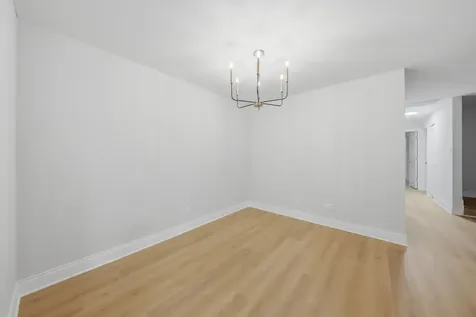 19403 Oakwood Avenue Country Club Hills IL 60478