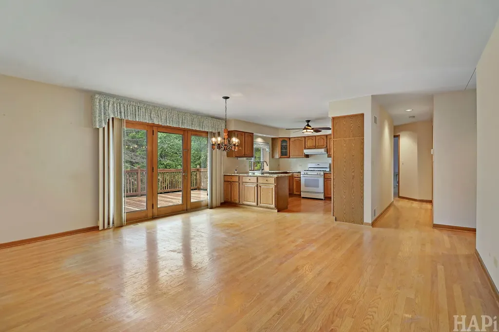 612 Edelweiss Drive Antioch IL 60002