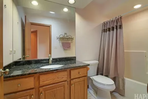 612 Edelweiss Drive Antioch IL 60002