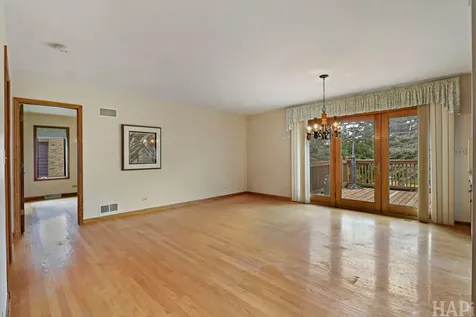 612 Edelweiss Drive Antioch IL 60002