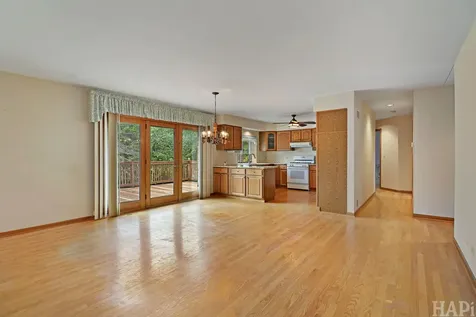 612 Edelweiss Drive Antioch IL 60002