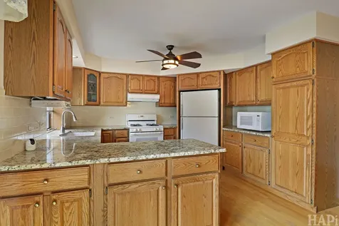 612 Edelweiss Drive Antioch IL 60002