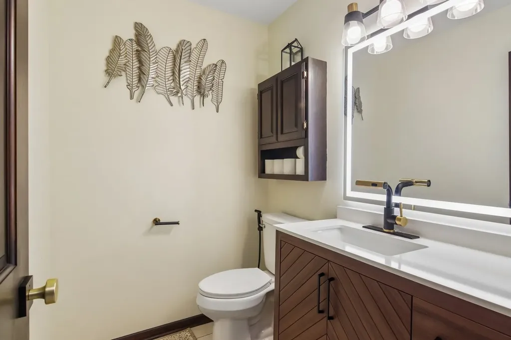 816 Bonnie Brae Lane Bolingbrook IL 60440