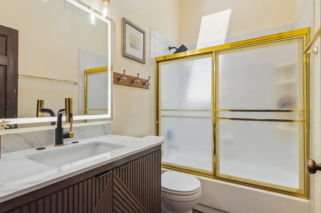 816 Bonnie Brae Lane Bolingbrook IL 60440