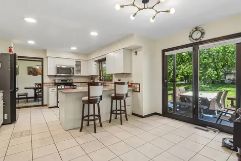 816 Bonnie Brae Lane Bolingbrook IL 60440